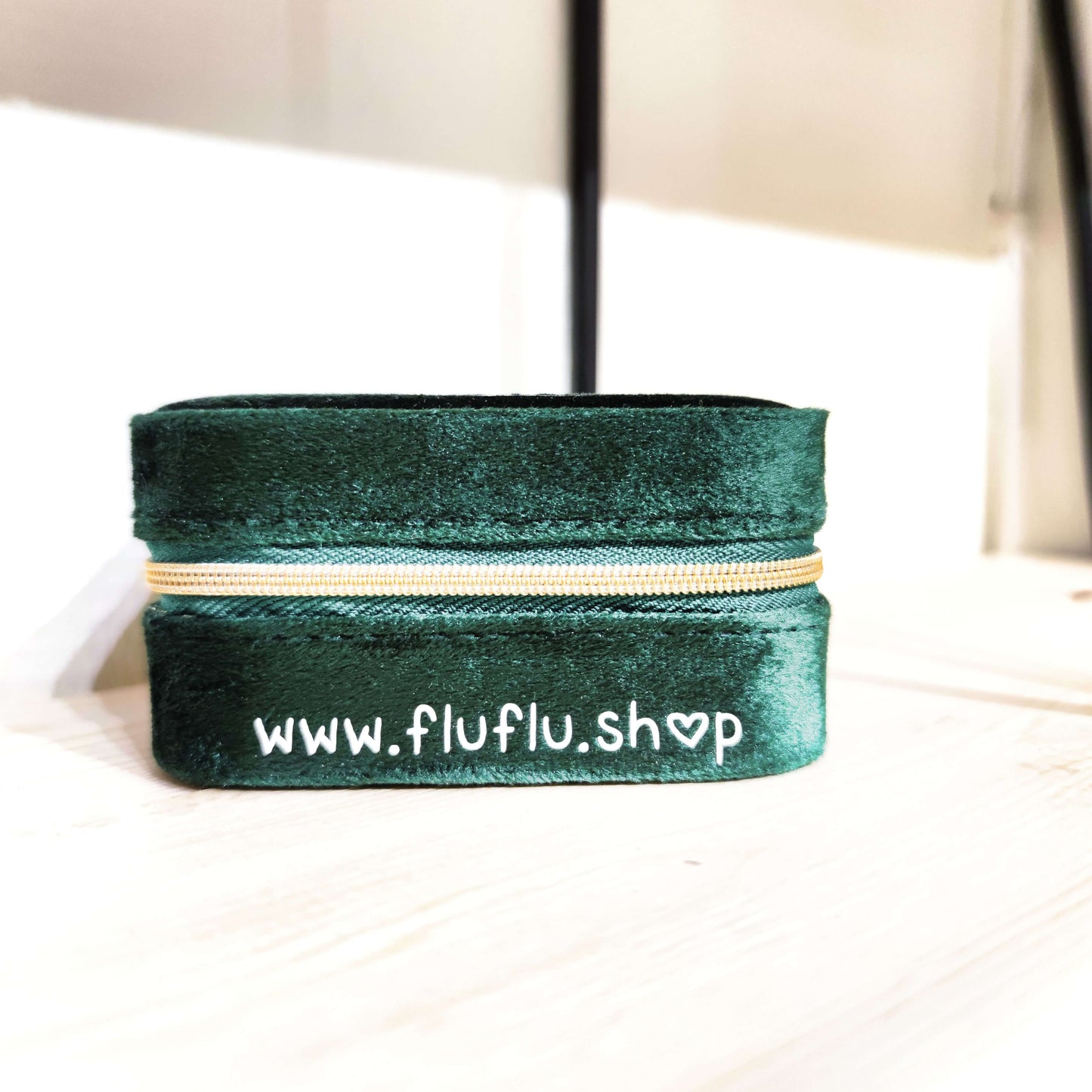 Liten smyckeskrin, skogsgrönt