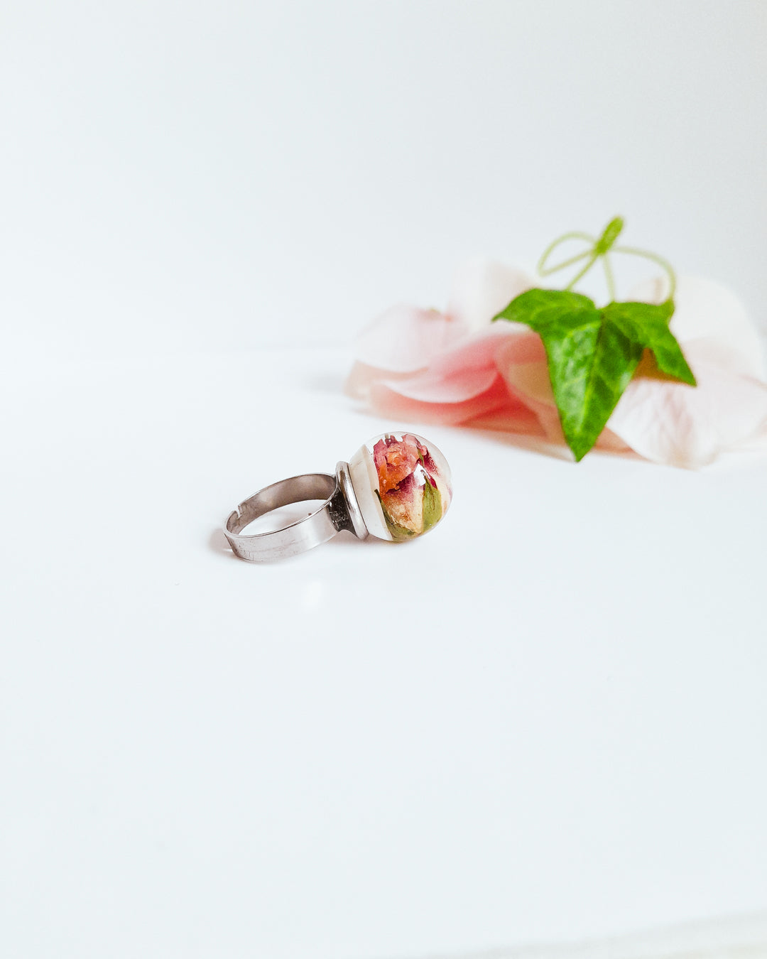 Ring pärla med ros - Fluflu Handgjorda Smycken & Design