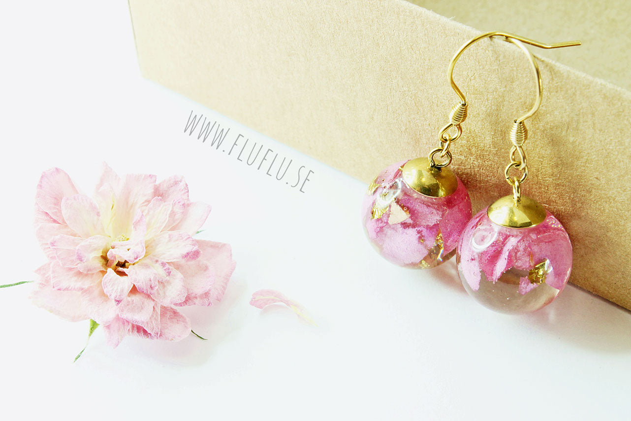 Rosenbladpärlor örhängen - Fluflu Handgjorda Smycken & Design