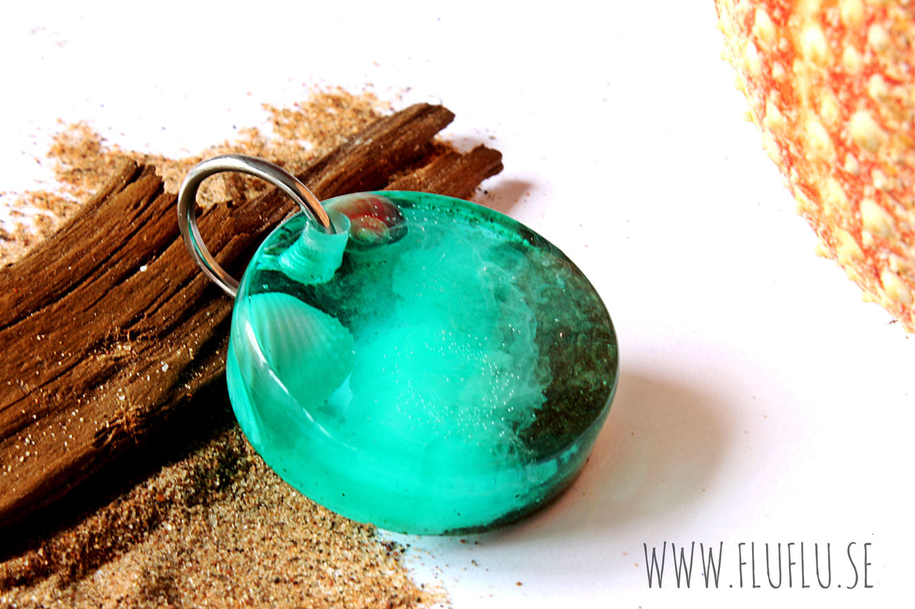 Havet i runt hänge - Fluflu Handgjorda Smycken & Design