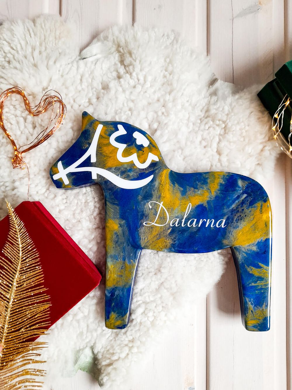 DALAHÄST - EN SYMBOL FÖR SVERIGE - Fluflu Handgjorda Smycken & Design