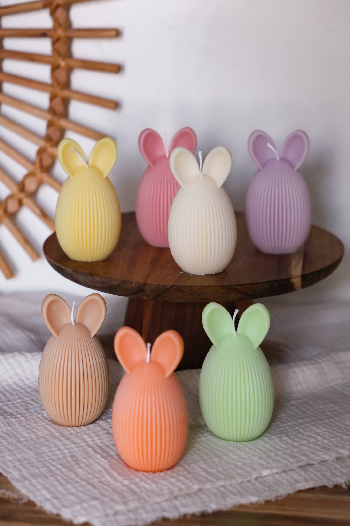 Räfflat äggljus med öron, rapsvax