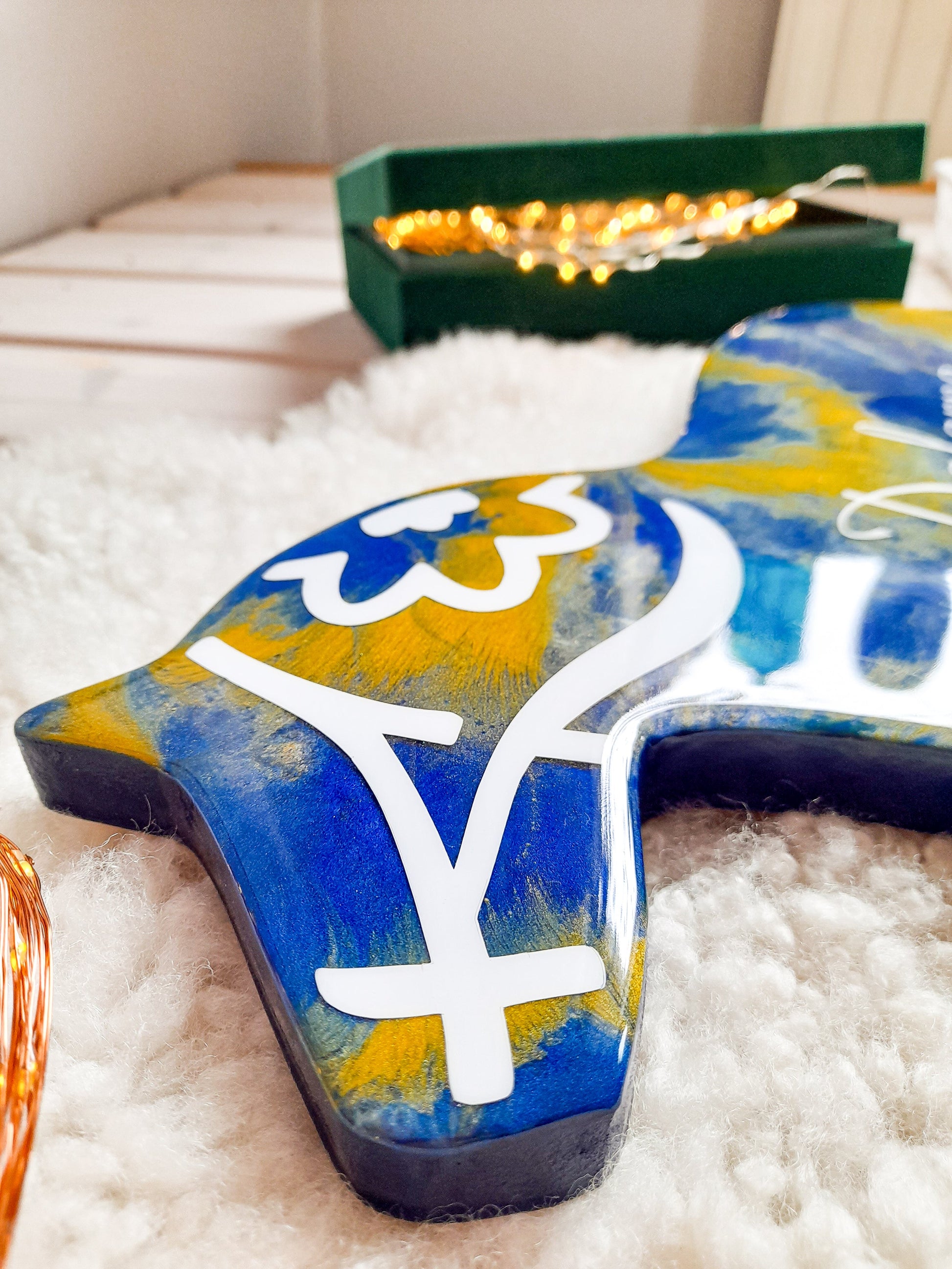 Blå dalahäst, väggdekoration - Fluflu Handgjorda Smycken & Design