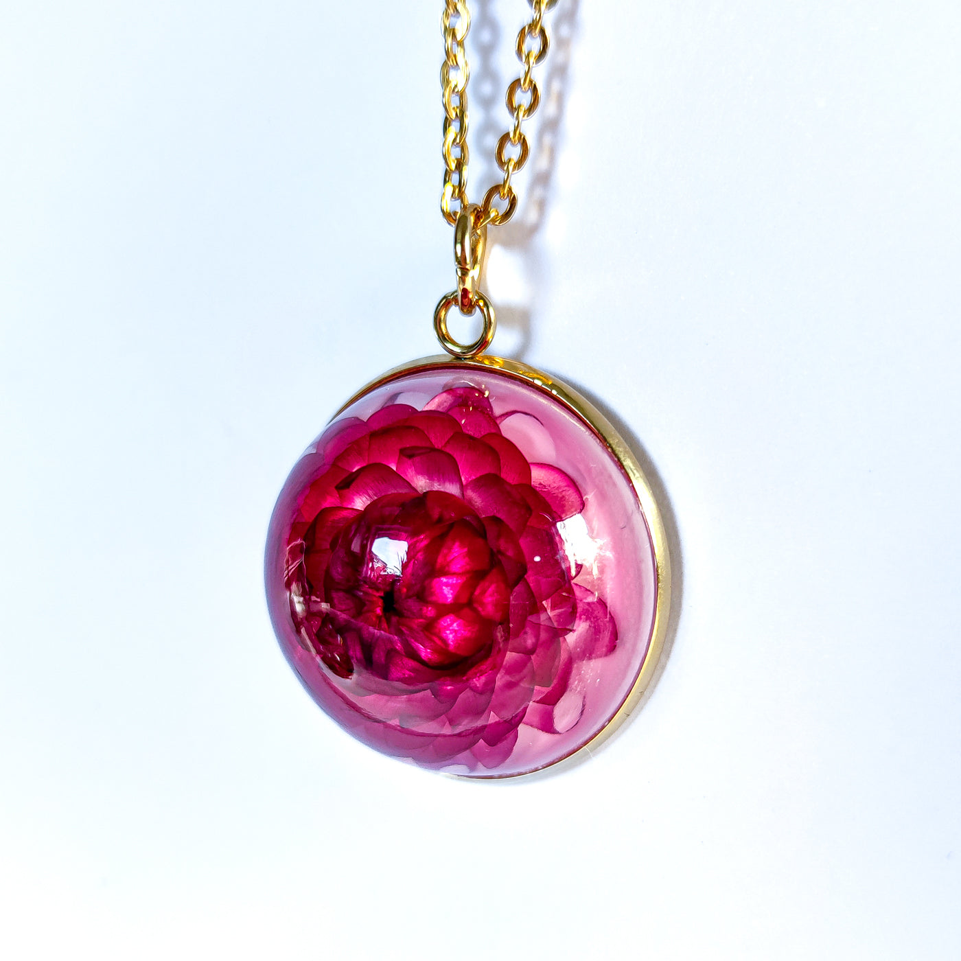 Halssmycke med ingjuten rosa eternell - Fluflu Handgjorda Smycken & Design