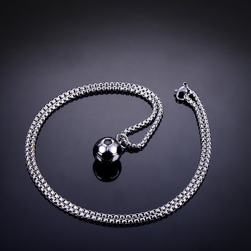 Halsband fotboll, titan - Fluflu Handgjorda Smycken & Design