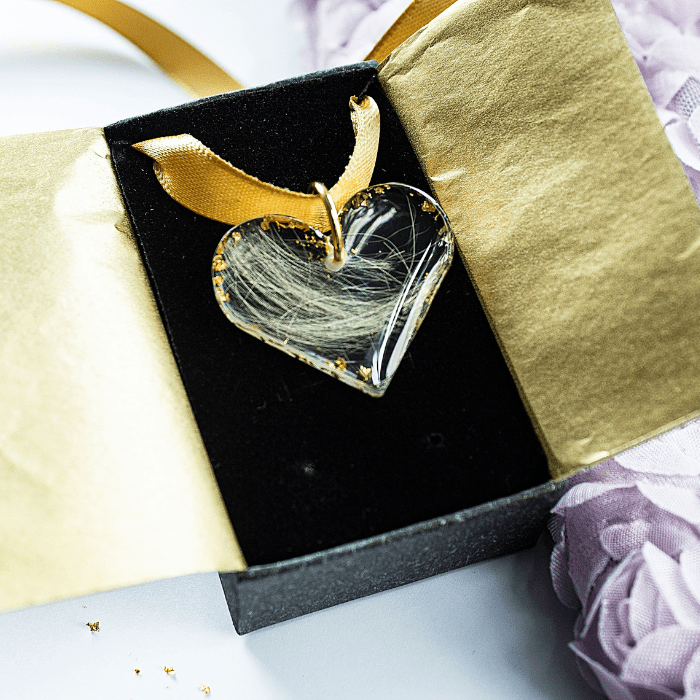 Hänge hjärta med hår/päls/tagel eller aska - Fluflu Handgjorda Smycken & Design