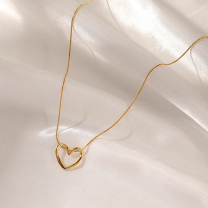 Hjärta på ormkedja, halsband – Silver