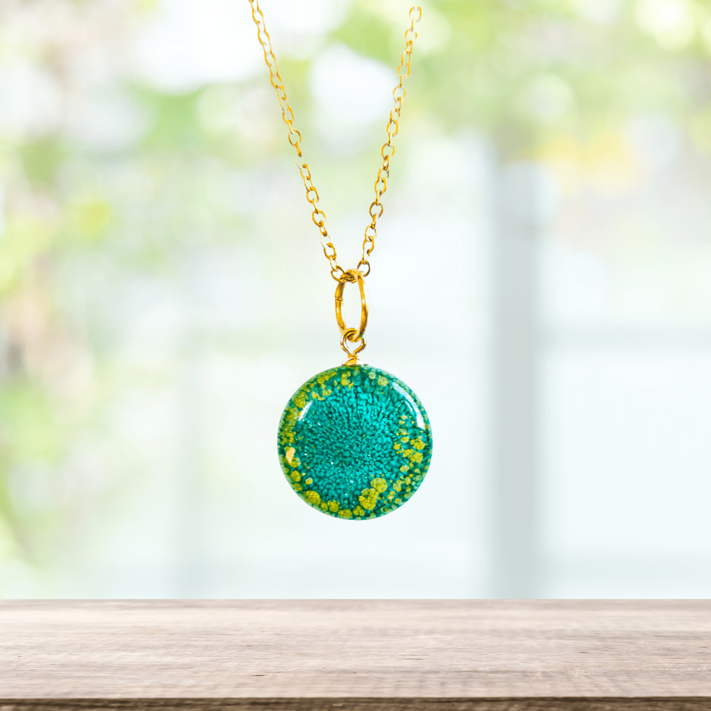 Krabbnebulosan, halsband - Fluflu Handgjorda Smycken & Design