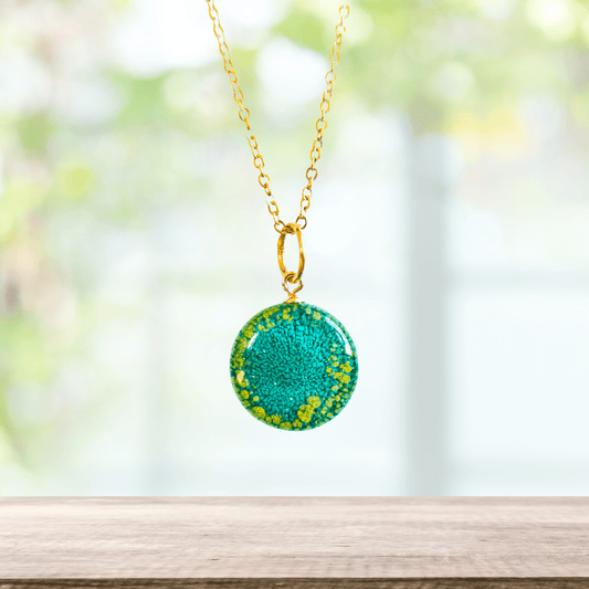 Krabbnebulosan, halsband - Fluflu Handgjorda Smycken & Design