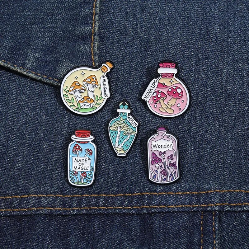 Magiska flaskor och burkar, pin - Fluflu Handgjorda Smycken & Design