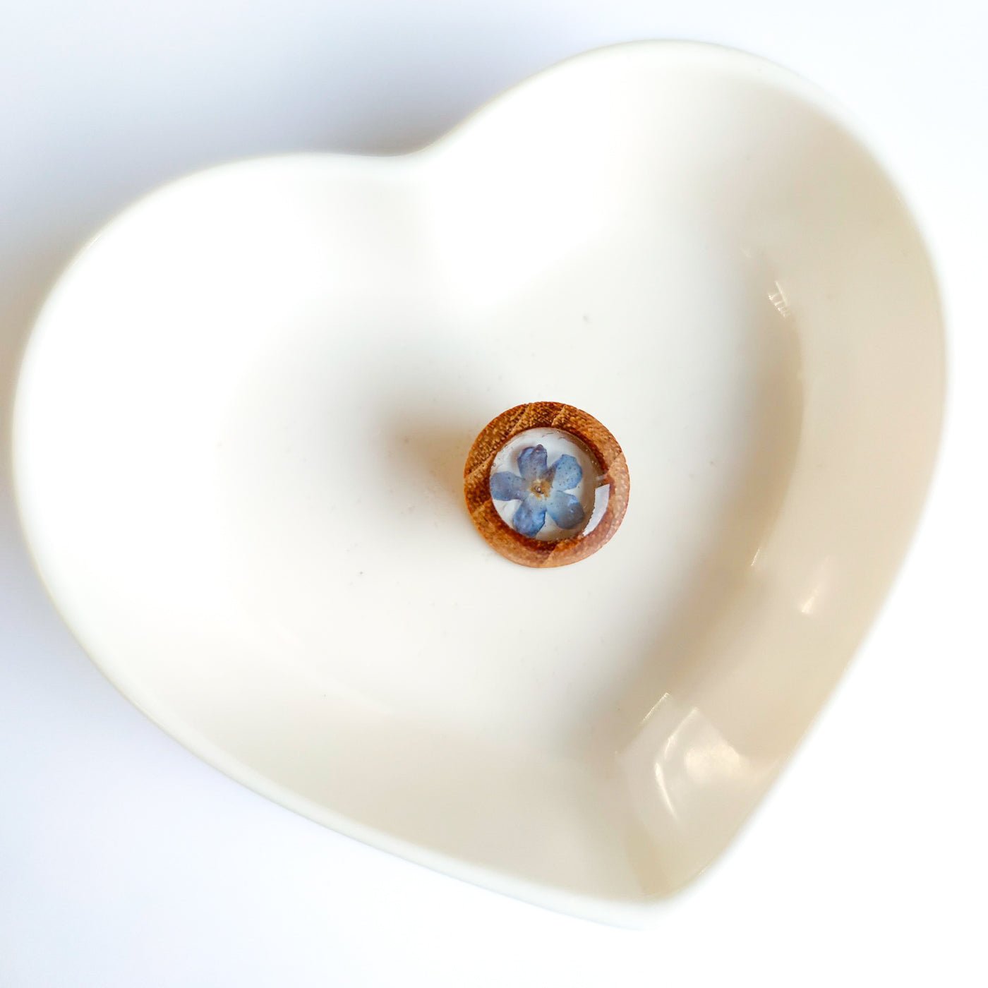 Trätunnel med förgätmigej - Fluflu Handgjorda Smycken & Design