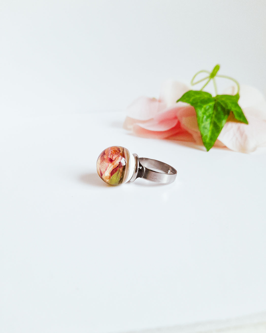 Ring pärla med ros - Fluflu Handgjorda Smycken & Design