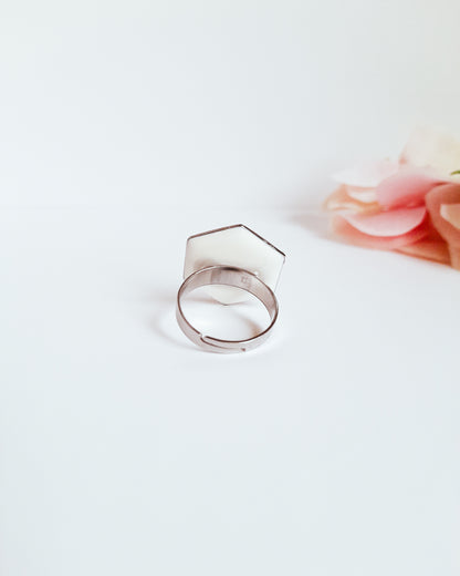 Ring med äkta rosenknopp – detaljbild 5