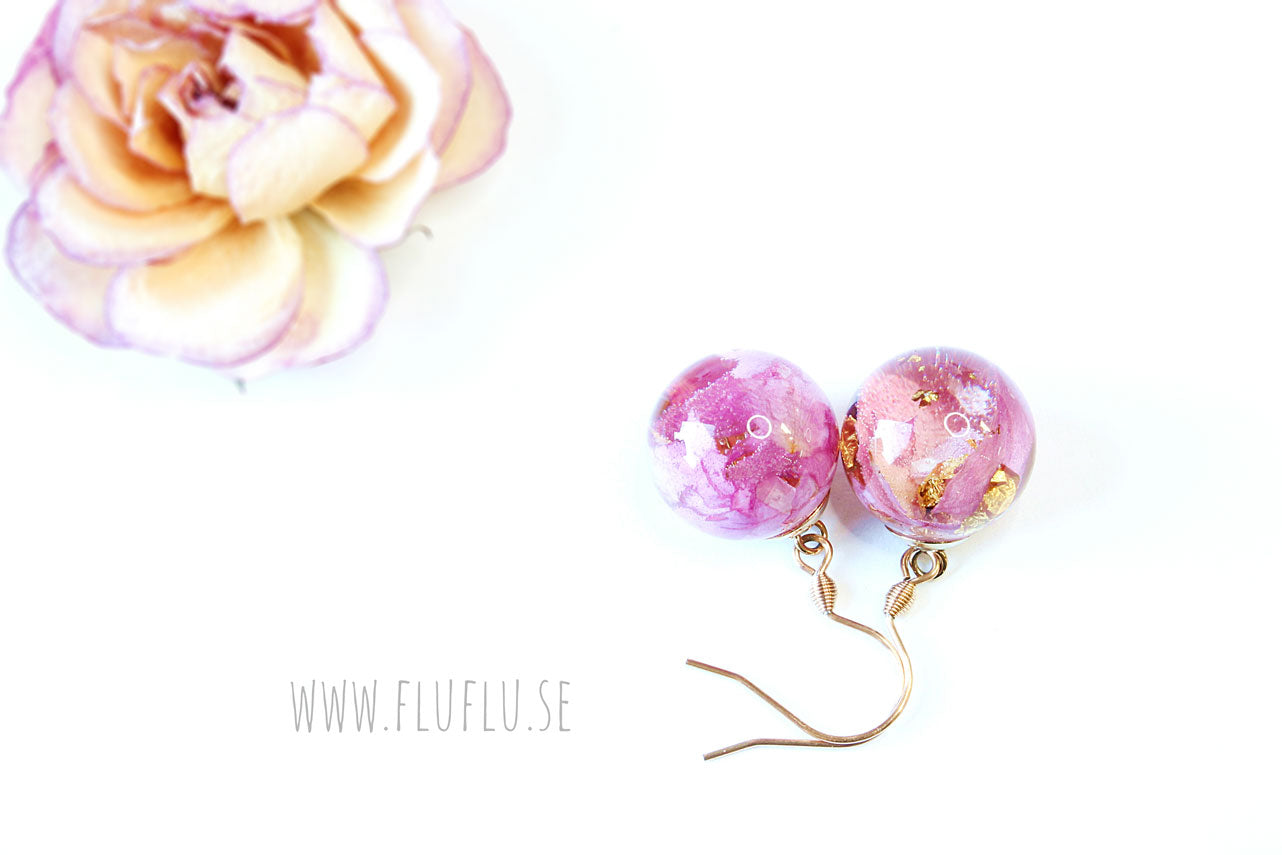 Rosenbladpärlor örhängen - Fluflu Handgjorda Smycken & Design