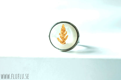 Ring och halssmycke med ormbunke, set – detaljbild 2